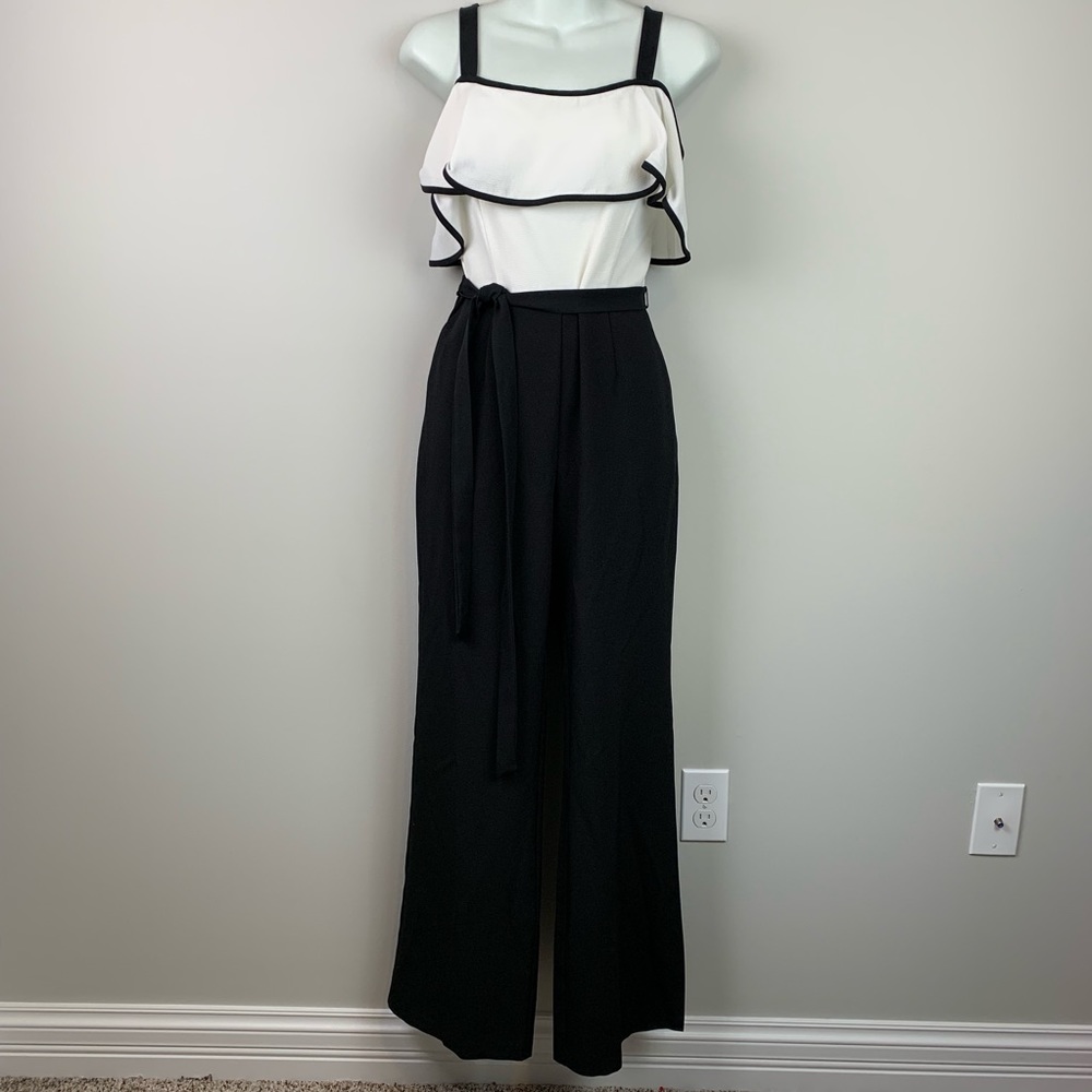 Eliza J Jumpsuit size 6 Petite tailored wide leg